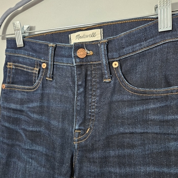 Madewell 9" Mid-Rise Skinny Jeans in Larkspur Wash - Picture 4 of 11